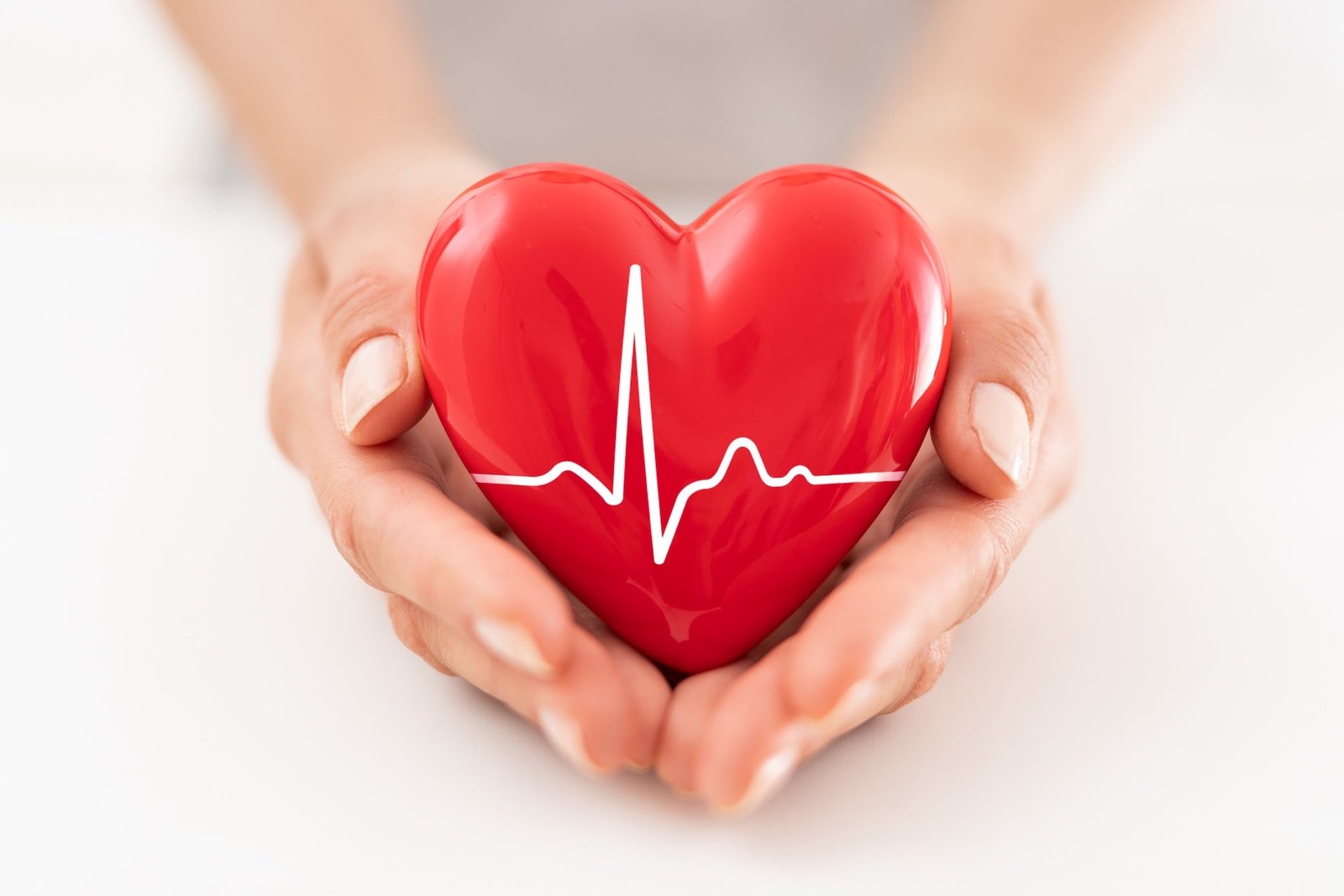 How to Improve Heart Health: 15 Healthy Habits for Everyday Life